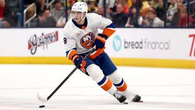 Islanders Dobson to Habs for 1st-round picks