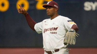 Ex-MLB star Puig released by KBO team