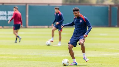 'Secret love for soccer' put Freeman on U.S. path