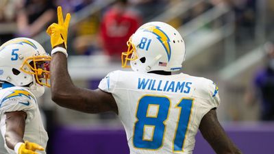 Sources: Chargers' Williams retires before camp