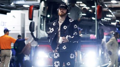 NFL Week 10's fashionable arrivals, featuring Raiders DE Maxx Crosby