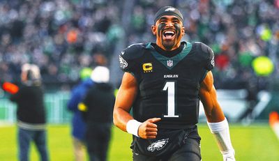 NFL Week 17 Betting Report: 'We're Gonna be Big Eagles Fans'