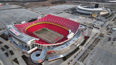 Chiefs seek extension for Kan. stadium financing